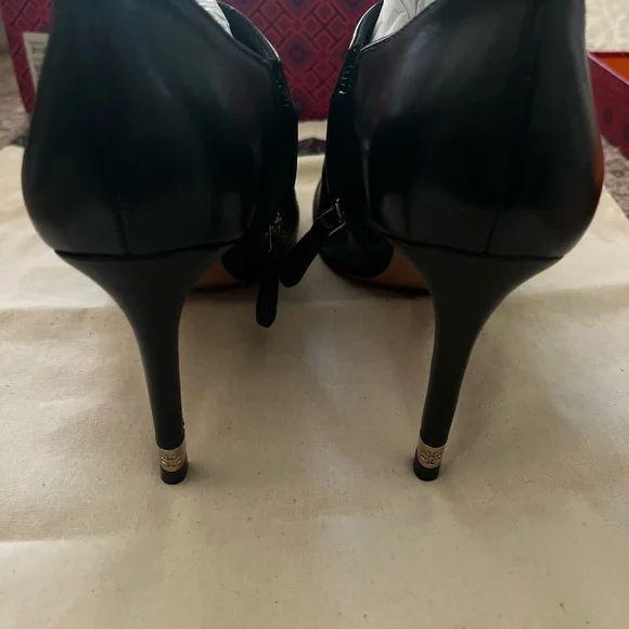 Like New Tory Burch Greenwich 85mm heel booties 7.5 - Picture 8 of 14